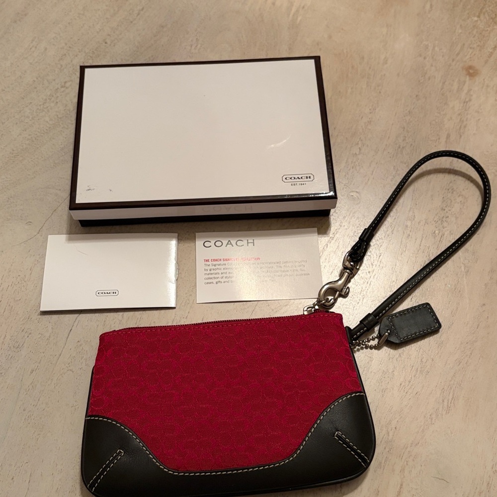 Vintage Coach Soho Wristlet - Picture 9 of 12